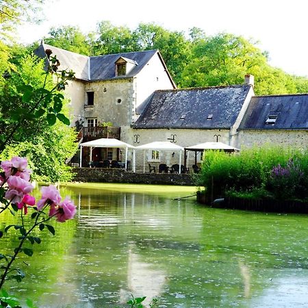Le Moulin De La Planche Bed & Breakfast Cerelles Exterior photo