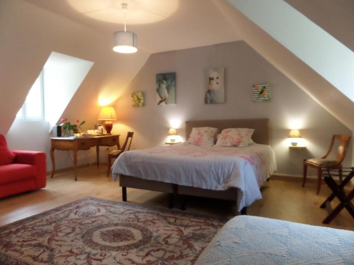 Le Moulin De La Planche Bed & Breakfast Cerelles Exterior photo
