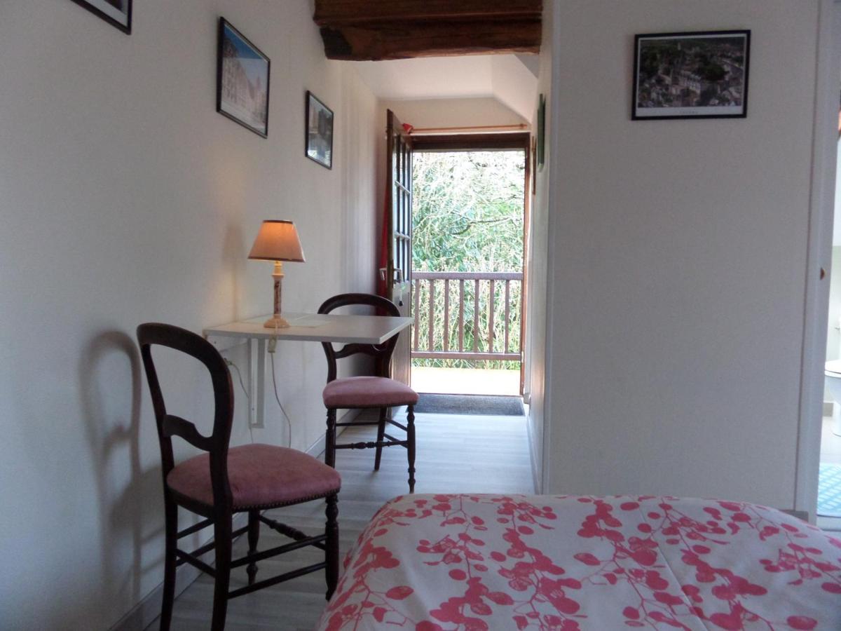 Le Moulin De La Planche Bed & Breakfast Cerelles Exterior photo